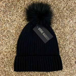 Steve Madden black beanie.